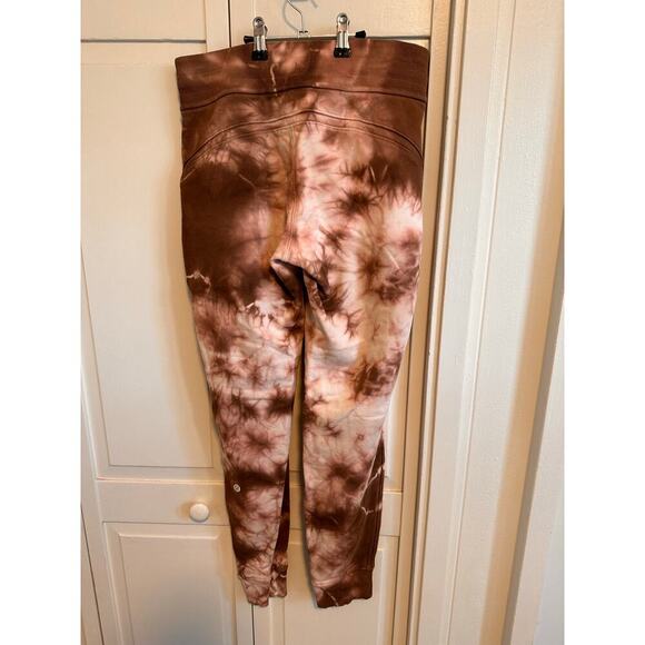 Lululemon Warm Down Jogger Size 4 - Picture 6 of 10